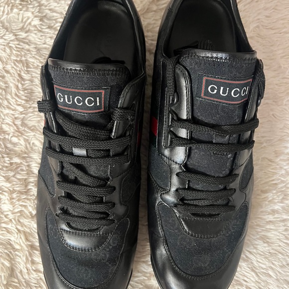 GUCCI GIft!  Men’s Gucci Sneakers, LowTop, Black canvas & leather size 13 - Picture 3 of 4